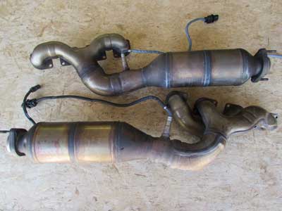 BMW Exhaust Manifolds with Catalytic Convertors 4.8L V8 (Includes Left and Right) 18407575126 550i 650i 750i